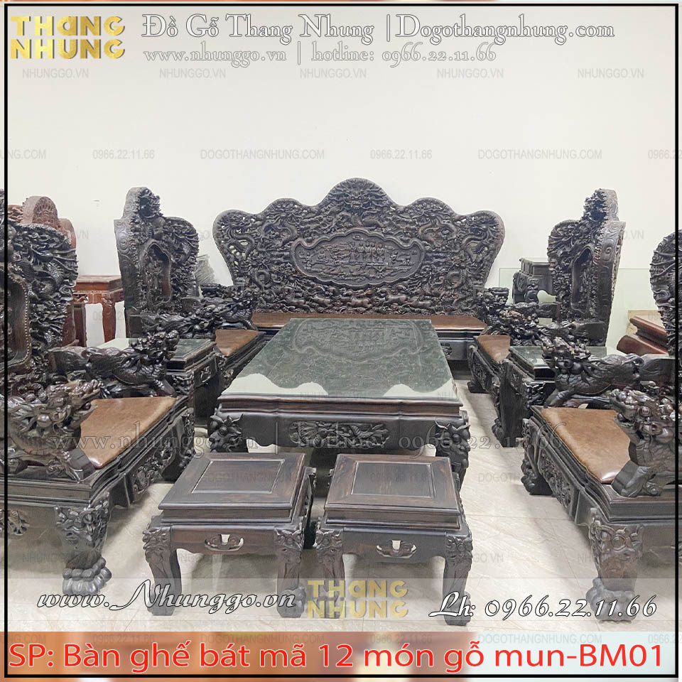 Cơ sở sản xuất bàn ghế gỗ mun mẫu bát mã được làm bằng phương pháp thủ công của làng nghề gỗ