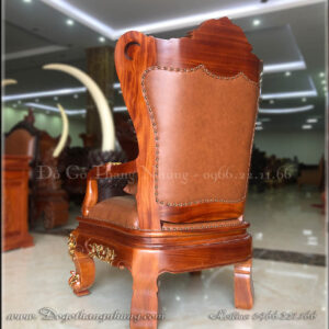 Báo giá ghế thủ tướng gỗ tự nhiên được làm bằng chất liệu gỗ gõ đỏ, bọc da công nghiệp cao cấp