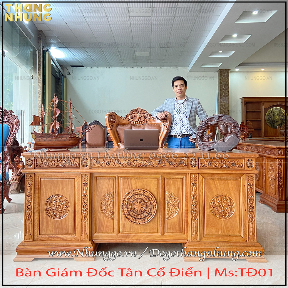 Bàn lãnh đạo mẫu trống đồng gỗ gõ đỏ kích thước 175cm được đục chính giữa hình trống đồng mang đậm văn hoá người Việt Nam