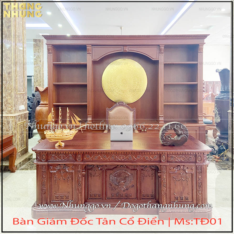 Xưởng làm bàn làm việc chủ tịch gỗ gõ đỏ thuộc công ty Hồng Ngọc Bích được đặt tại làng nghề gỗ Đồng Kỵ, Bắc Ninh