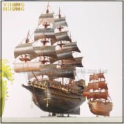Thuyền buồm phong thỷ gỗ quà tặng khánh thành được làm bằng chất liệu gỗ mun dden tuyền đẳng cấp