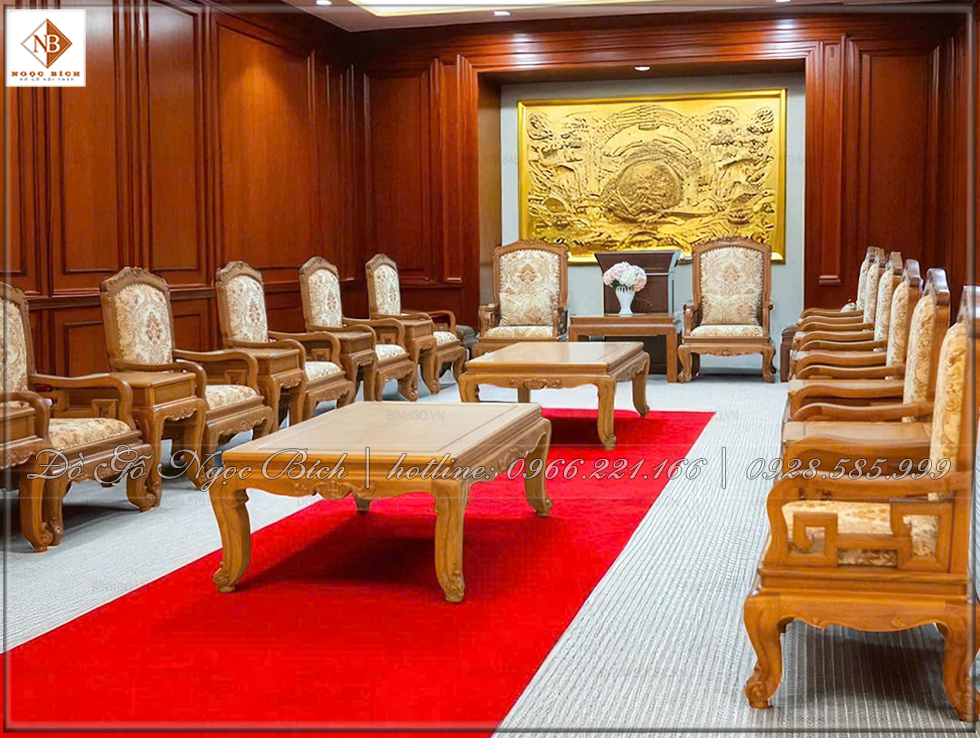 Nội thất phòng khánh tiết cấp cao gỗ tự nhiên Màu sắc quyền lực, nâng cao hình ảnh của cơ quan.